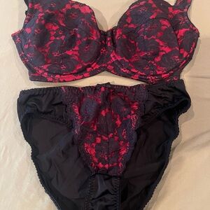 Frederick's of Hollywood Black and Red Lace Bra and matching size XL panties.